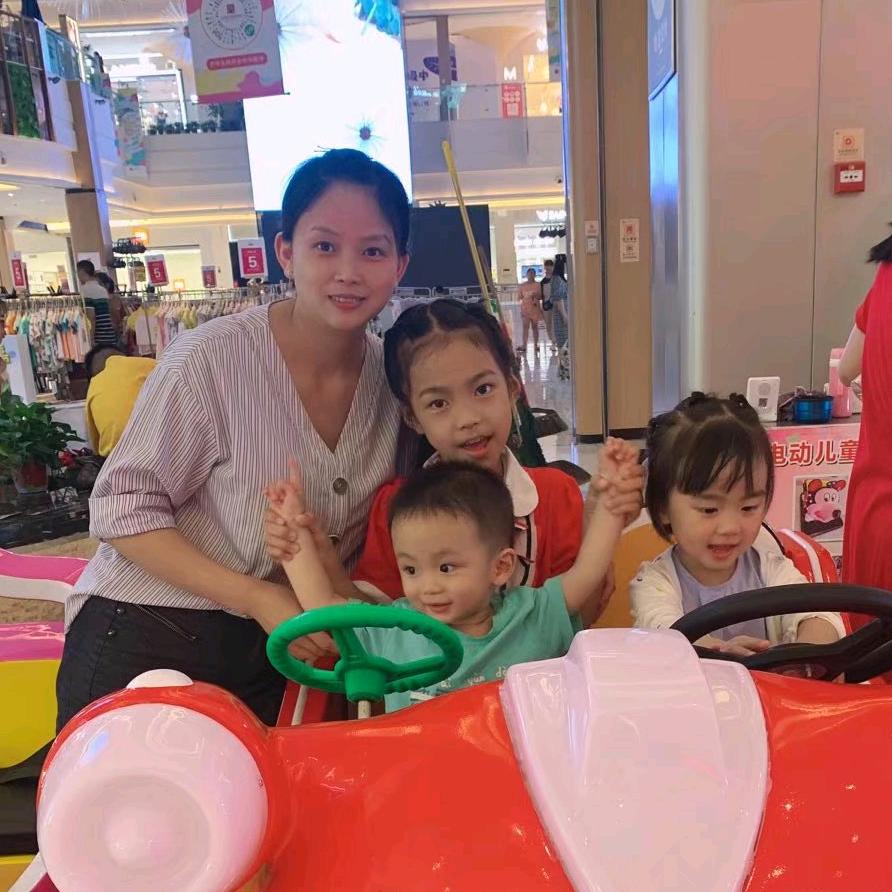 外墙仿石漆谭姐