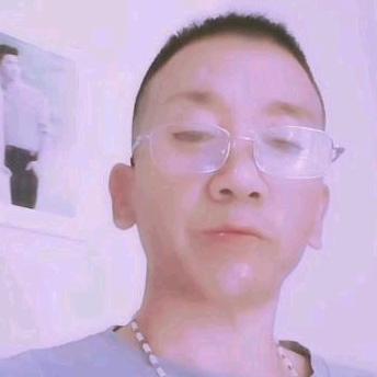 2198046796市场分析师何