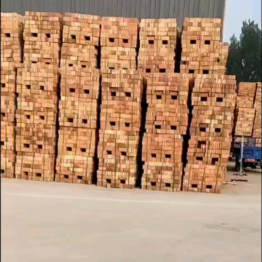 搬砖滴红砖