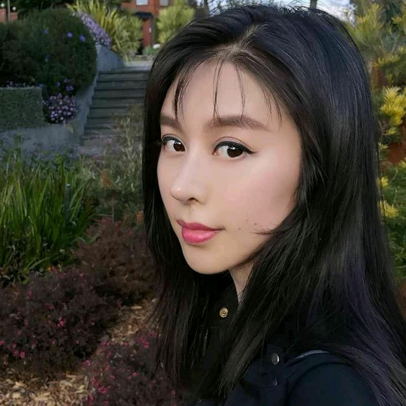 Vivi 灵