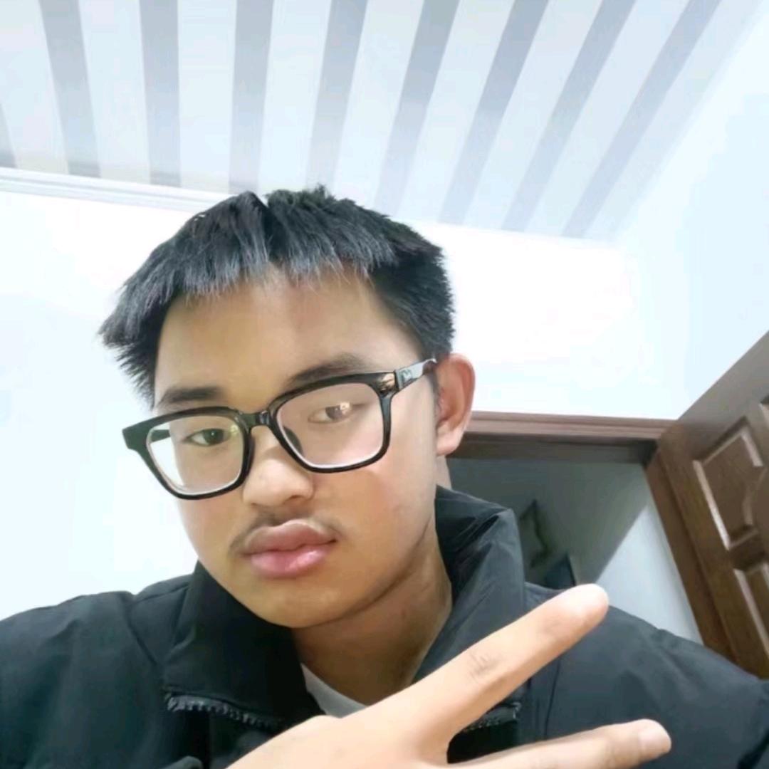 社恐王。