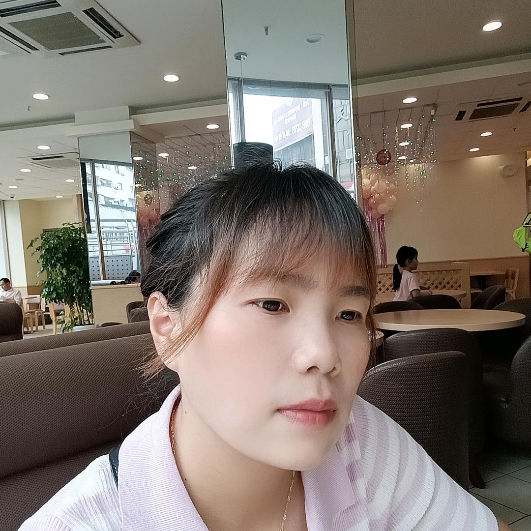 夏洛穿搭