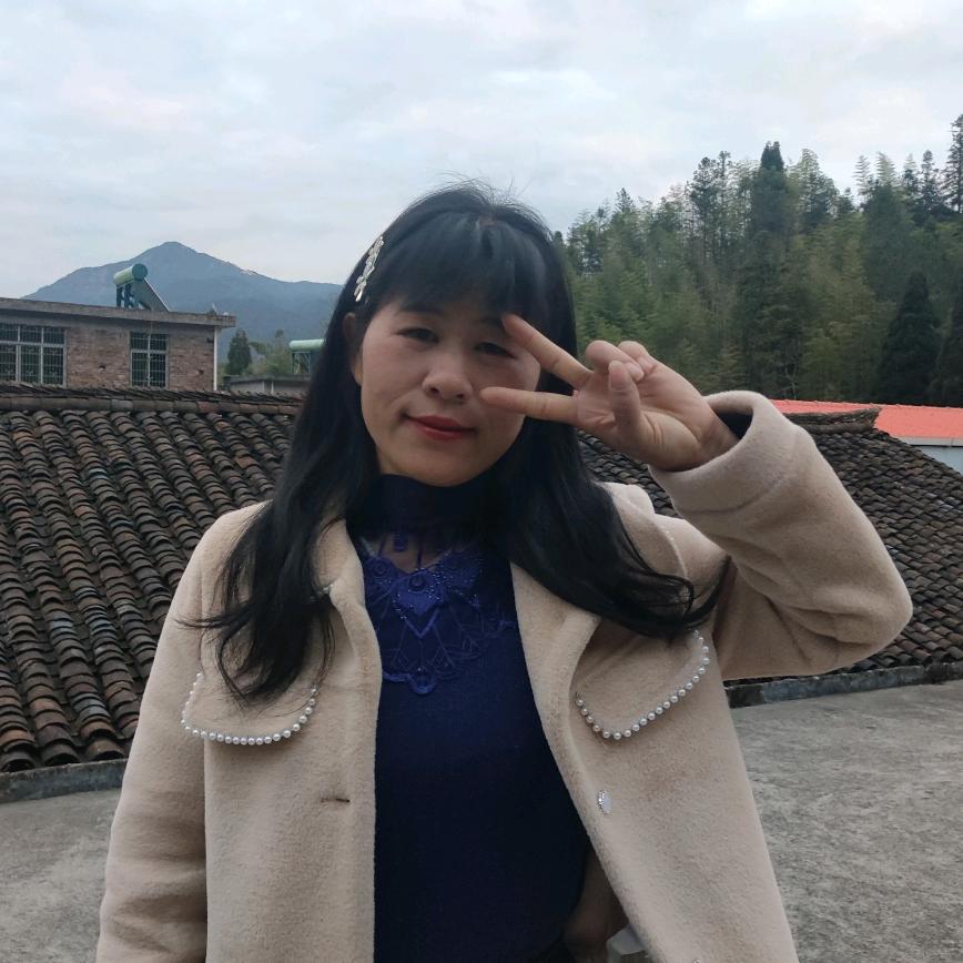 小眼姐姐