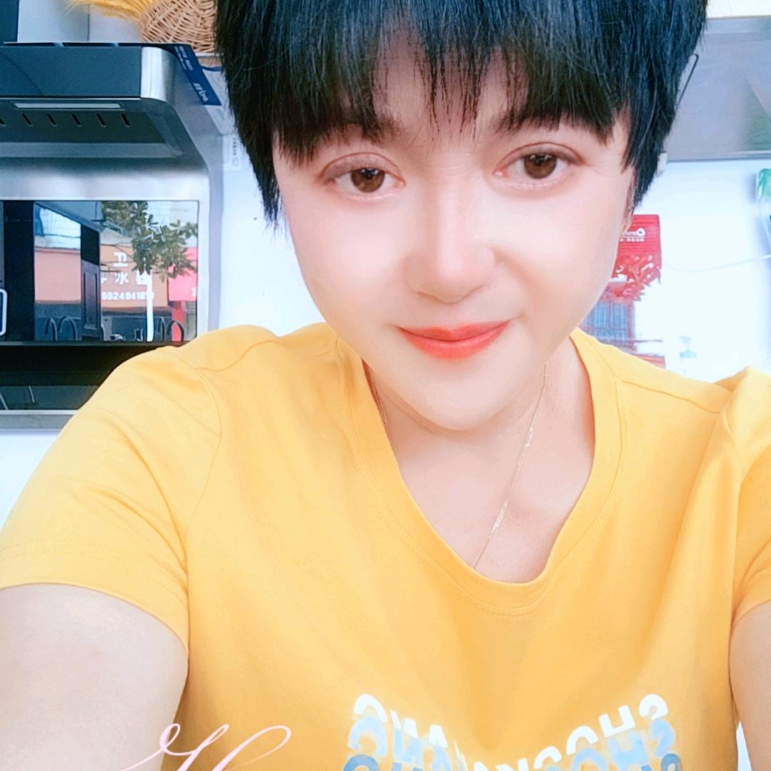 宣威宸锦驾校小车教练员，C1....C2