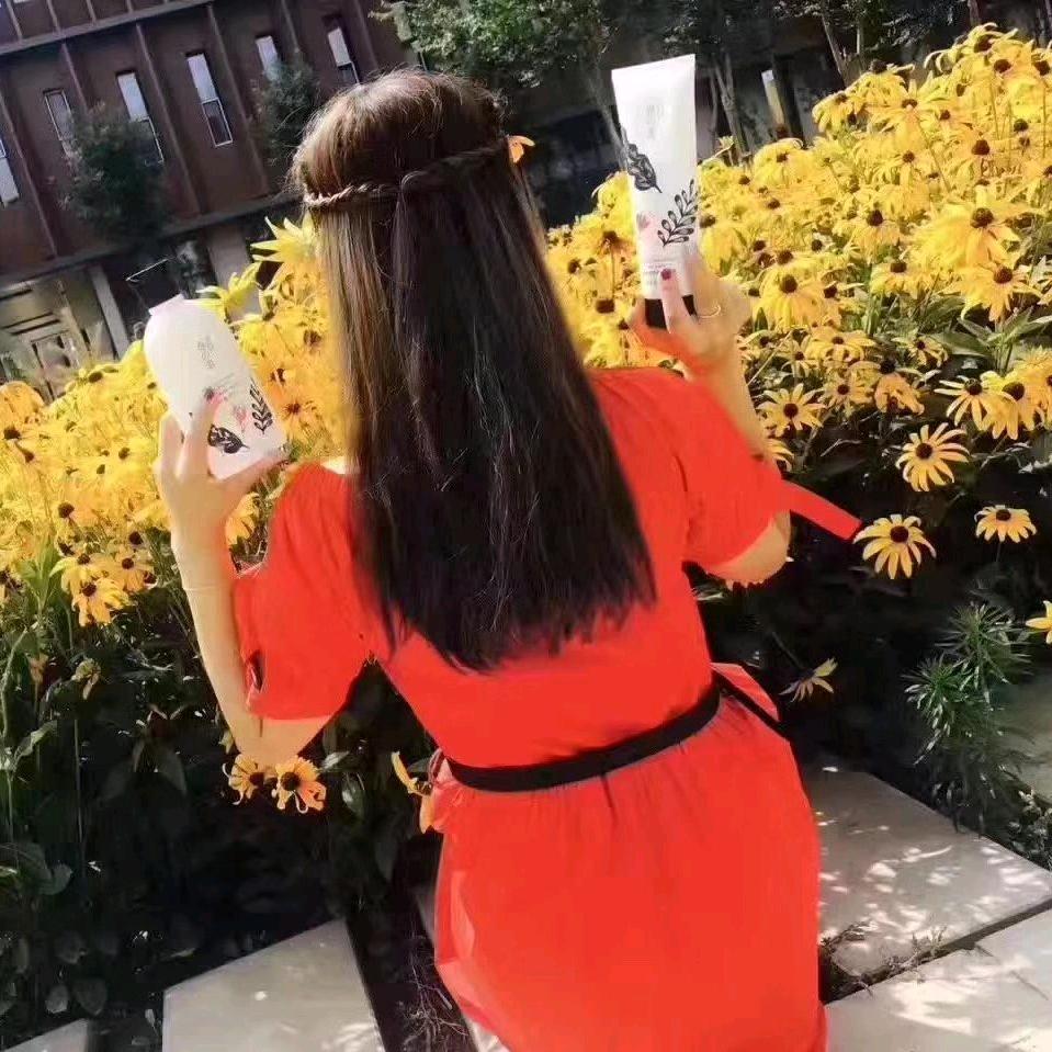 左手牵右手刚刚好！