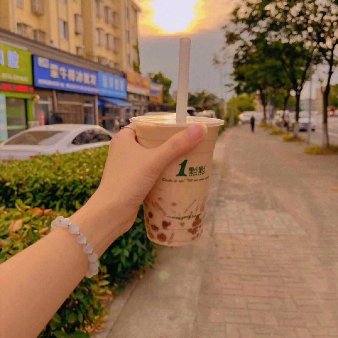 奶茶妹妹@
