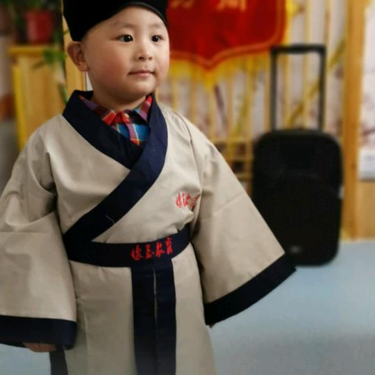 静观世界、笑对人生