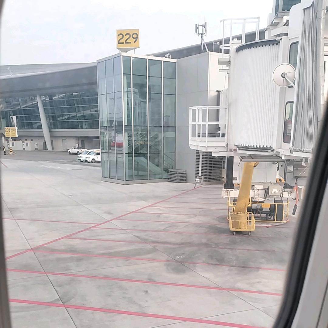 等哈换个手机回复