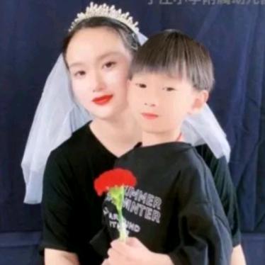 刘月英