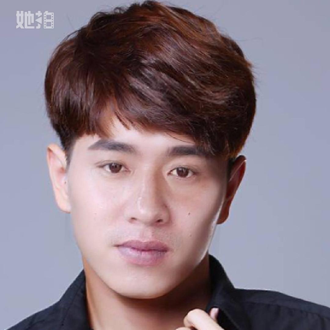 吴明晓竹；