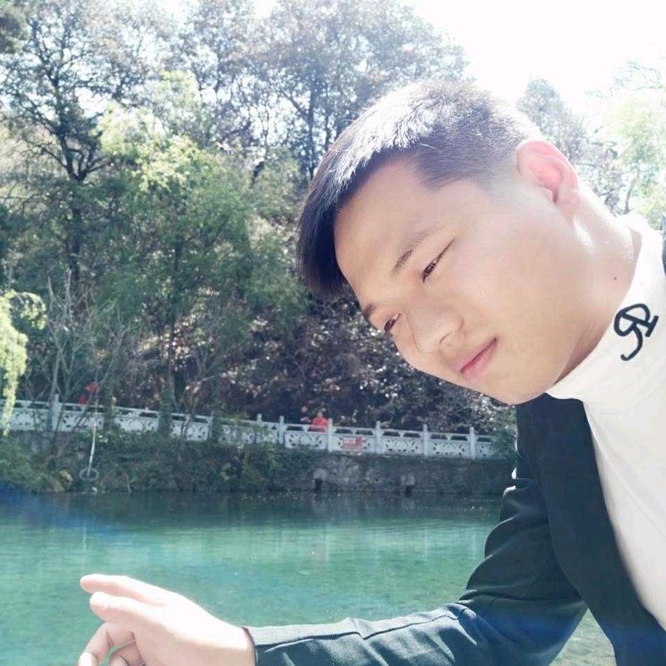 不一样的烟火