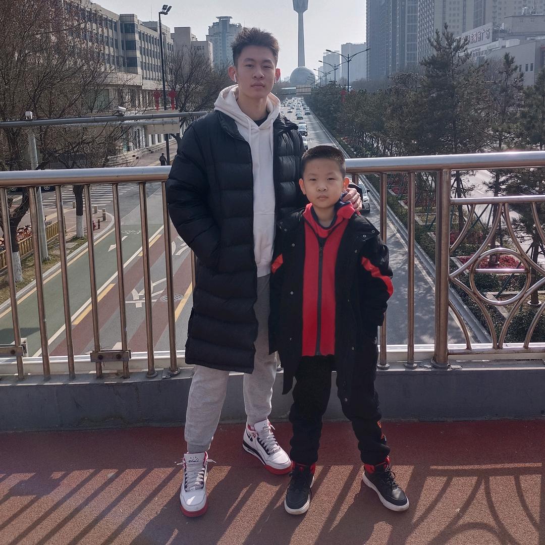 王 建 — 郑大妈biangbiang面
