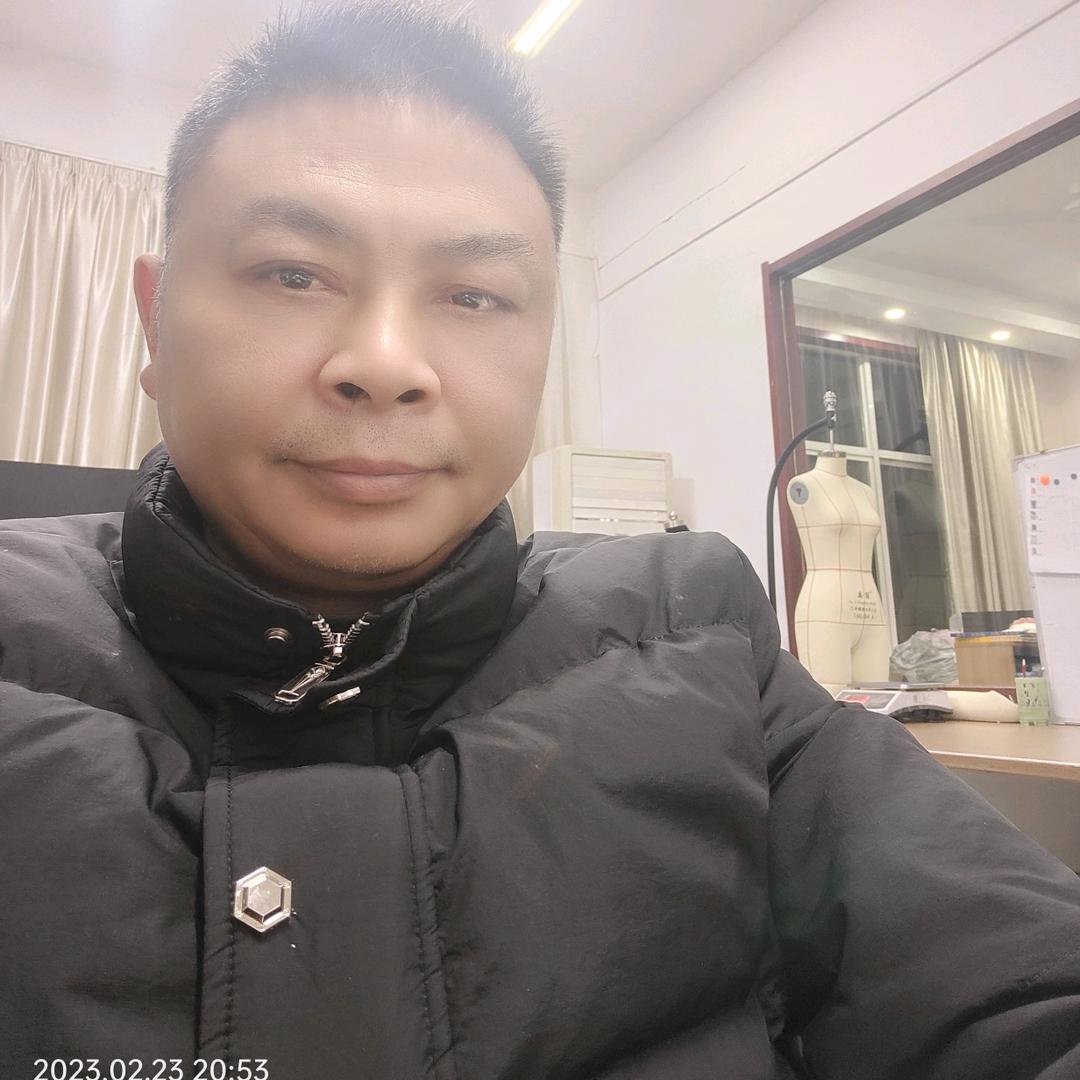 胡师傅（衣飘衫影）