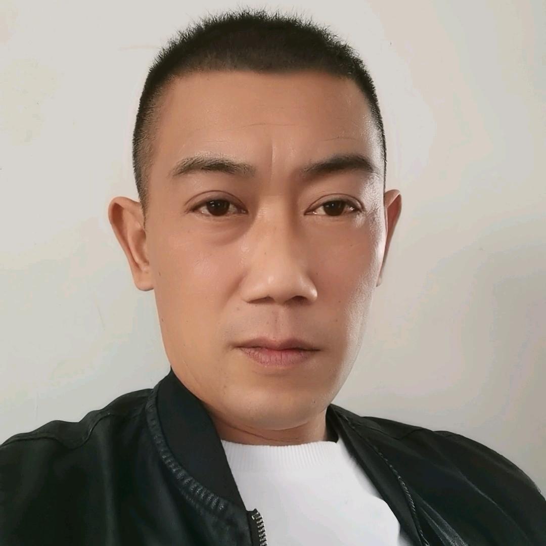 跳进水里躲雨🐍🐍🐍🐍（谢绝连赞）