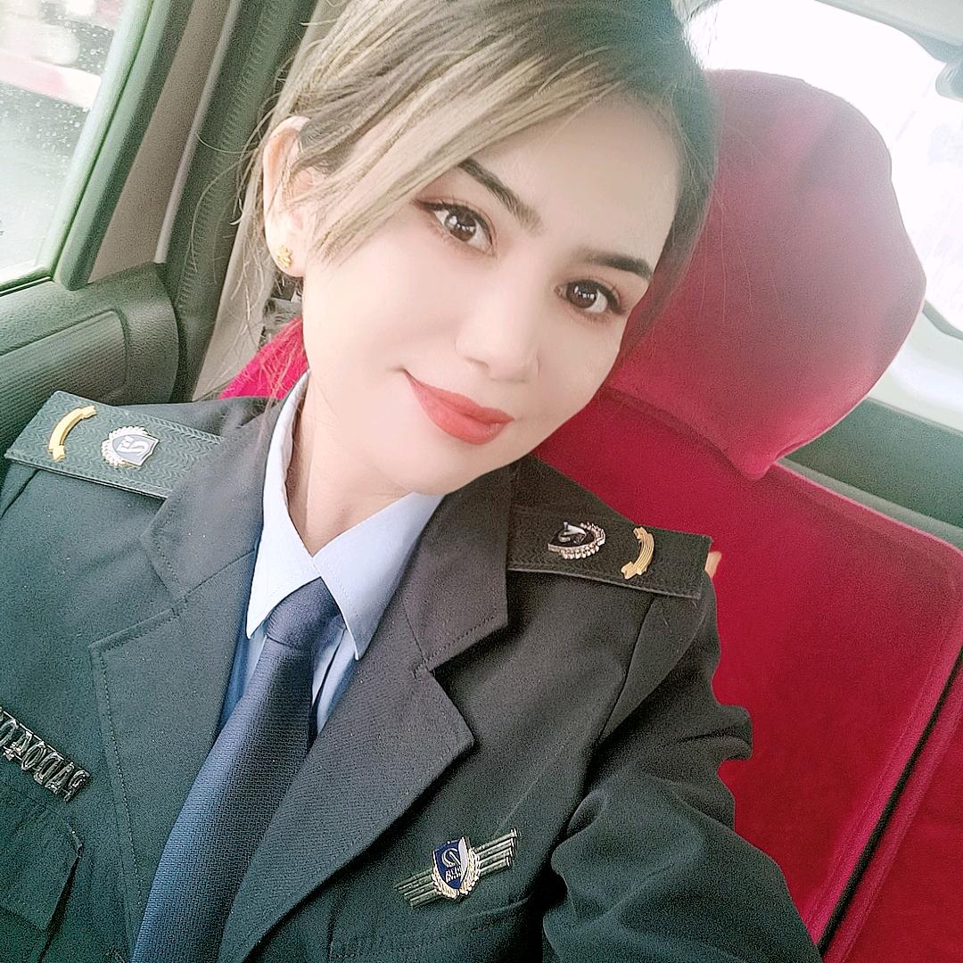 夏姐 👩‍✈️