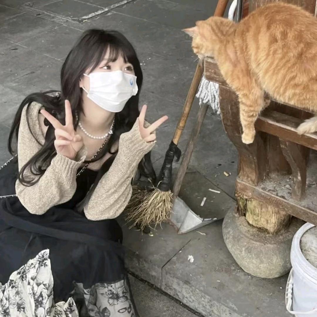 芝士拌小鑫^