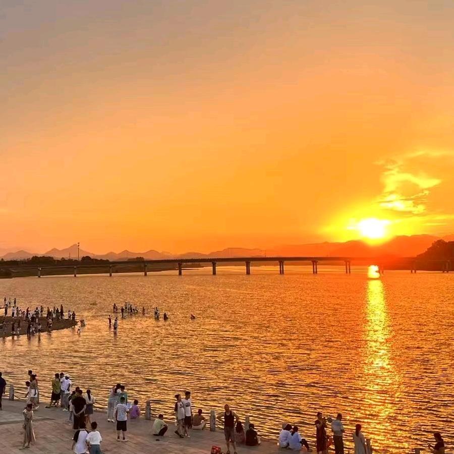 仟姝奶咖优选直播间