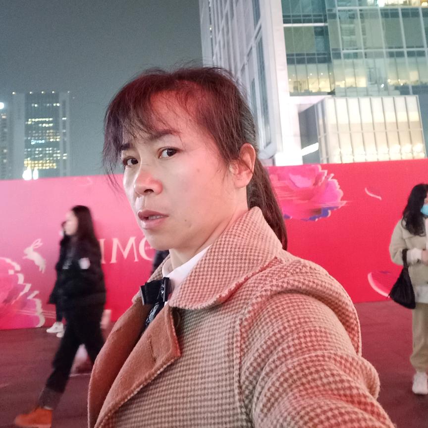 小甘爱吃甘蔗