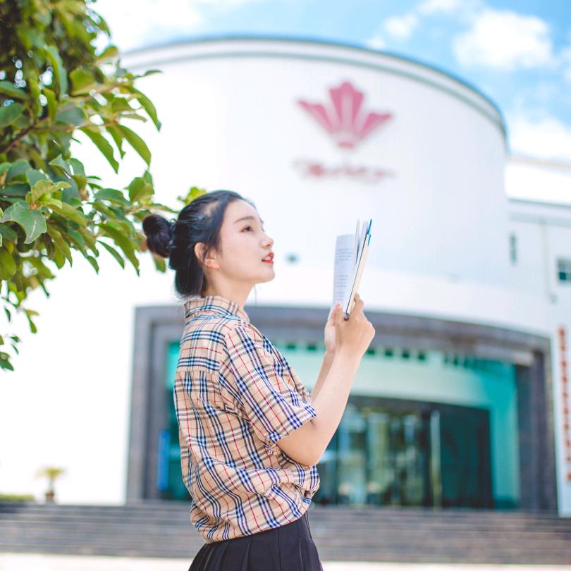 西安海棠职业学院-侯老师