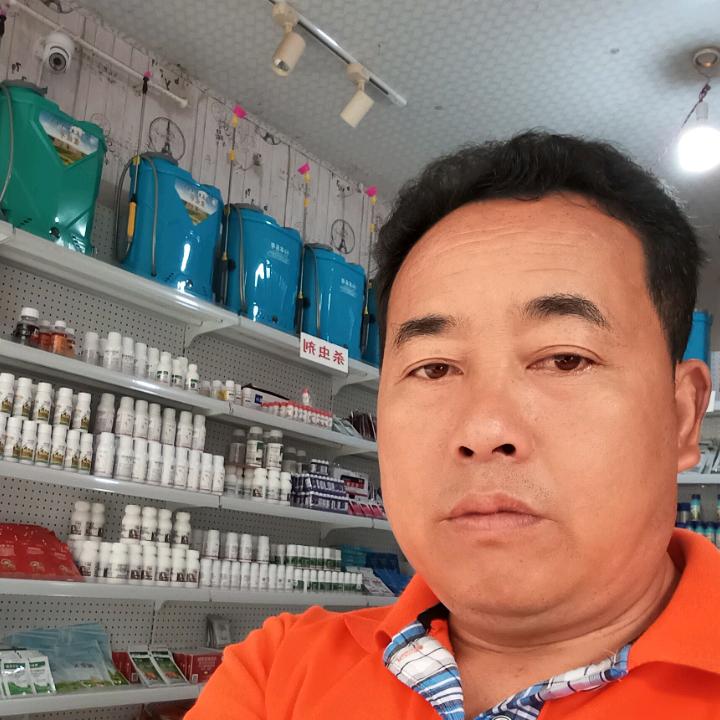 杨武班江艳农资