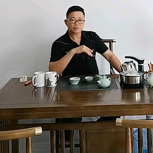 隆安魅扬日化