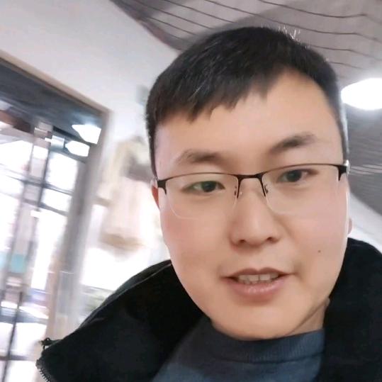 欢乐娃童装童鞋工厂店