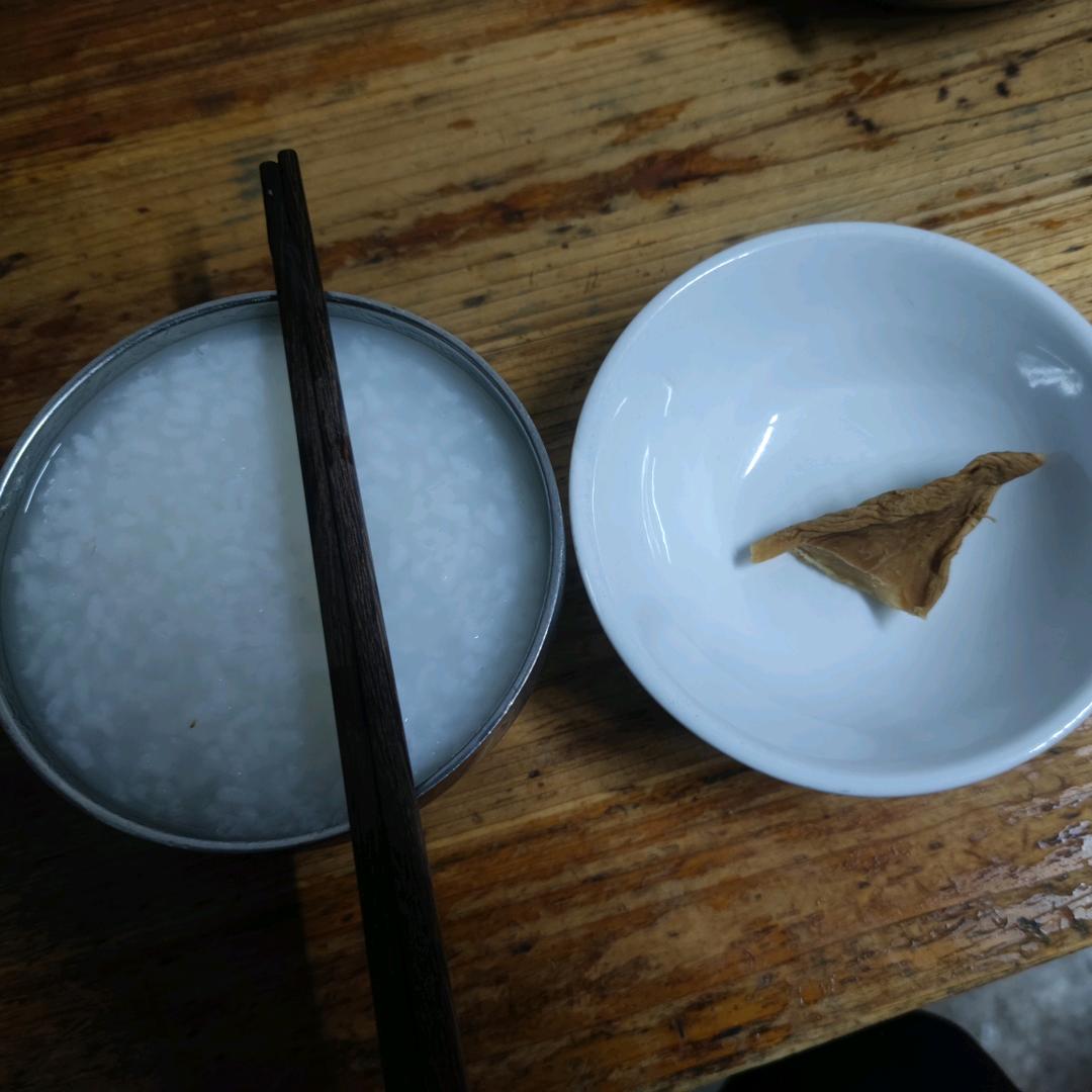 老薛有点忙。。。