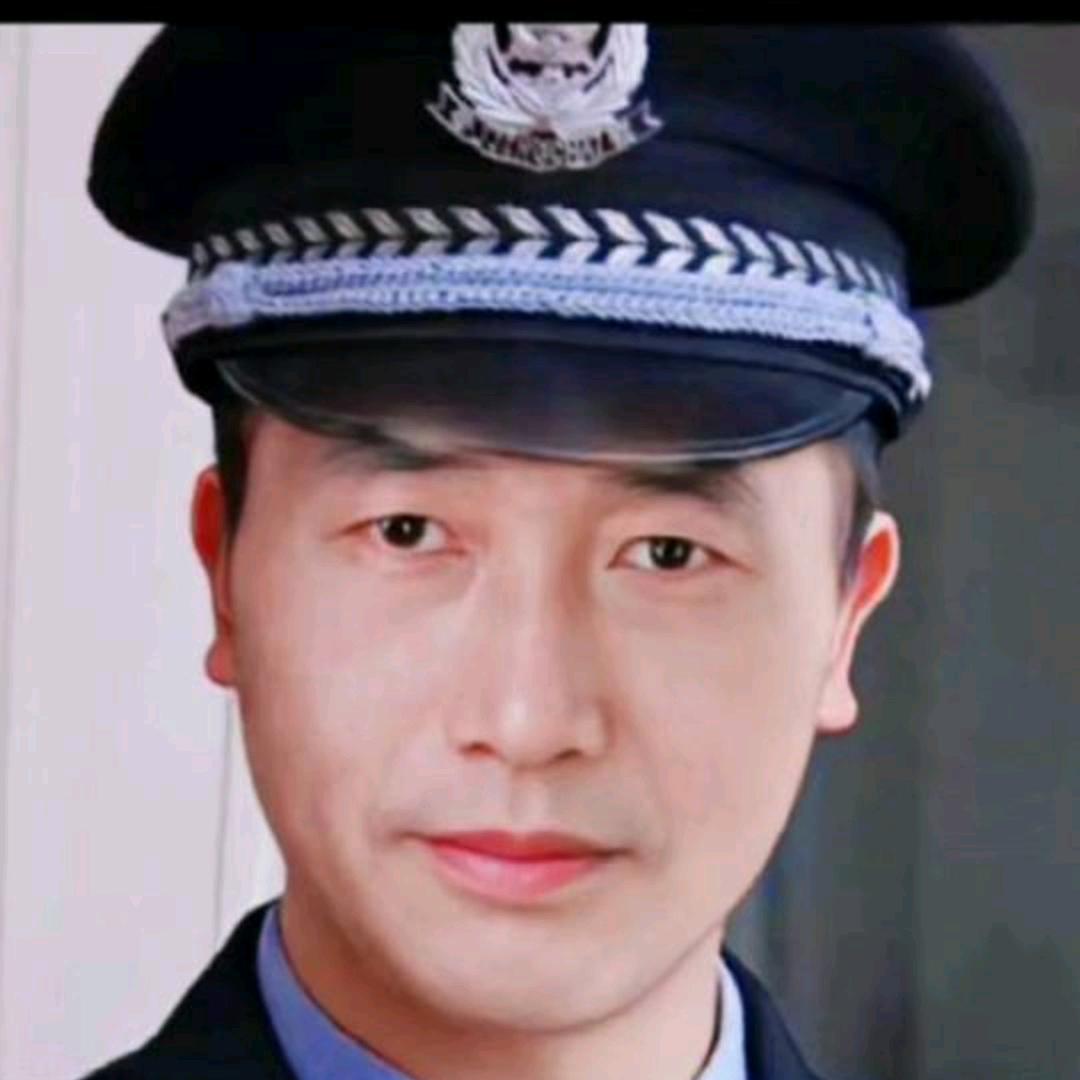 水晶皇冠，坚守岗位，忠诚，诚信，责任