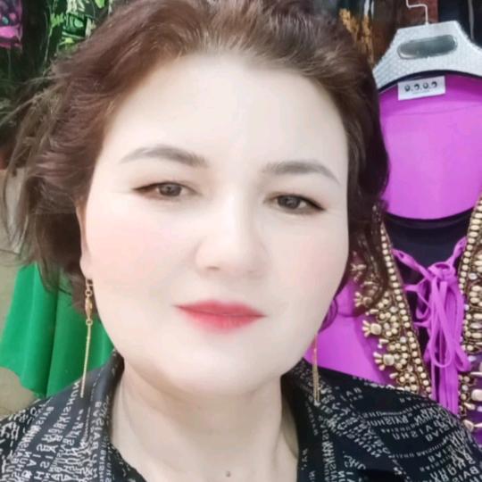 阿扎旦服装店
