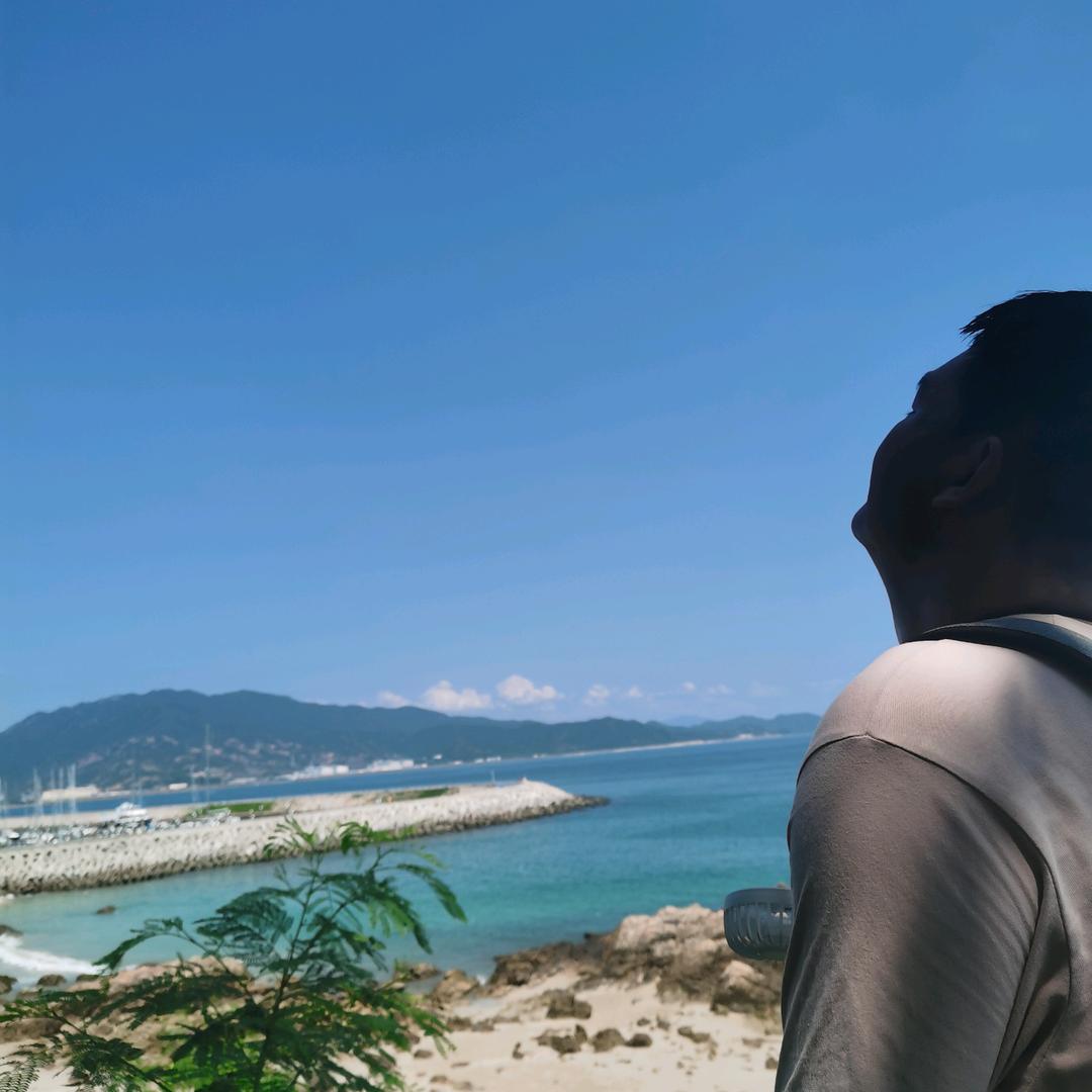 亚丰同学