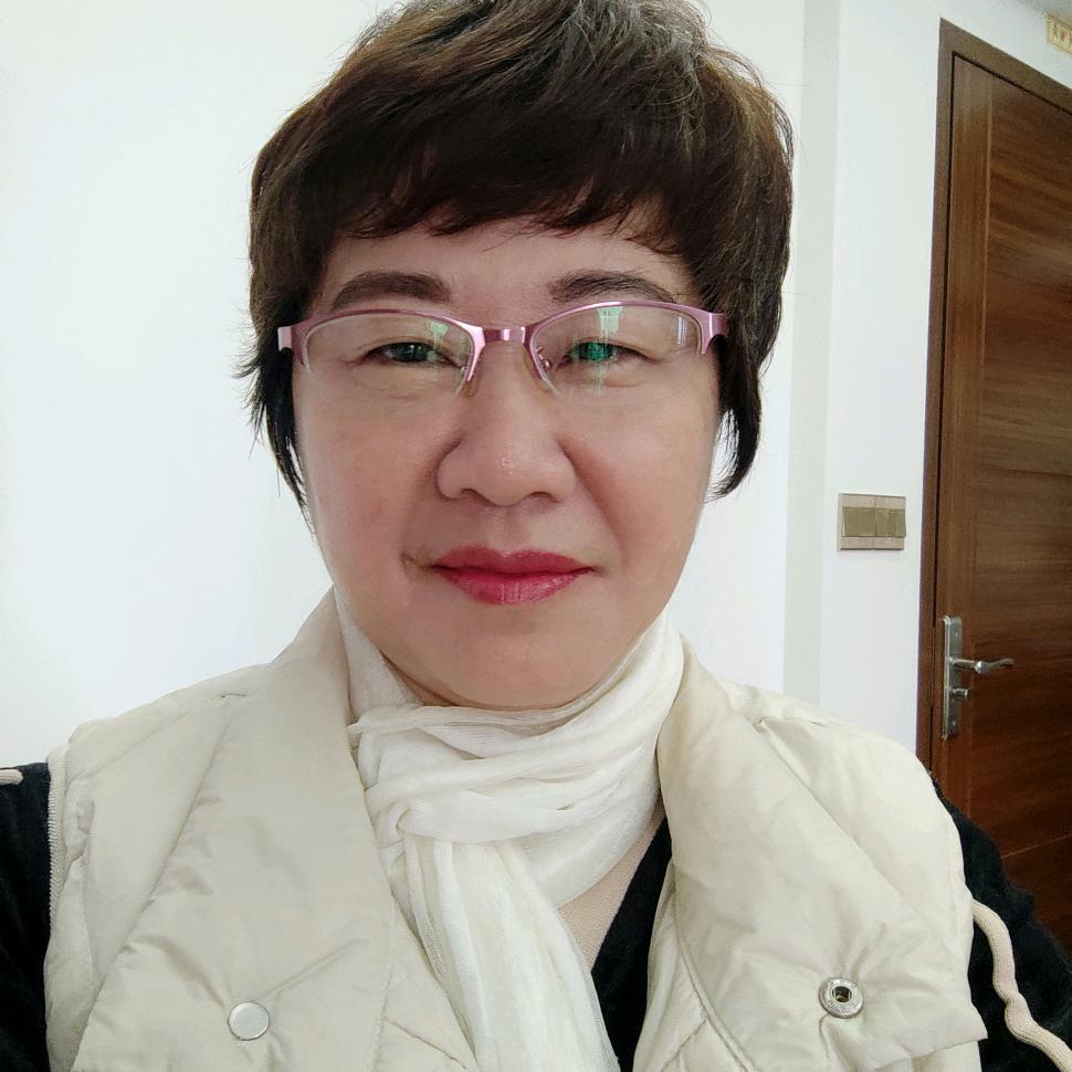 小明阿姨