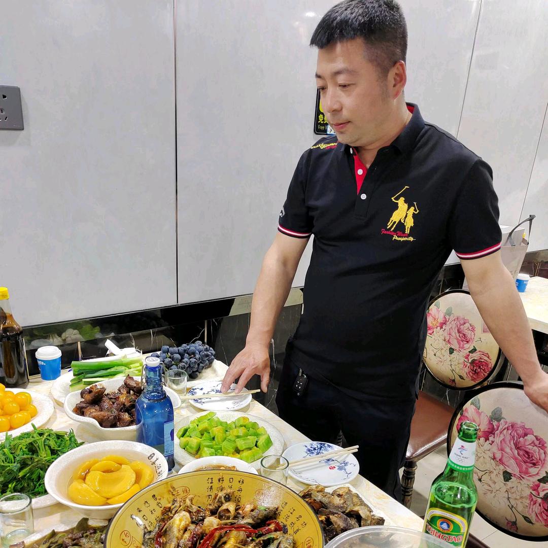 伊通喜迎财烧鸽店