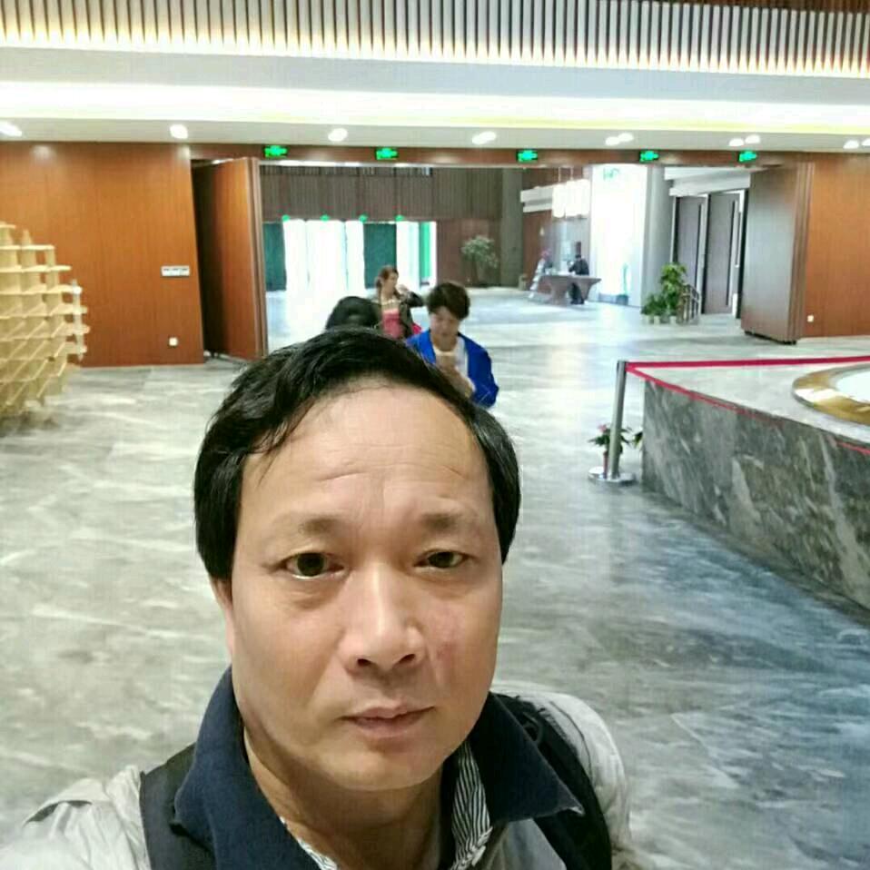 李斌