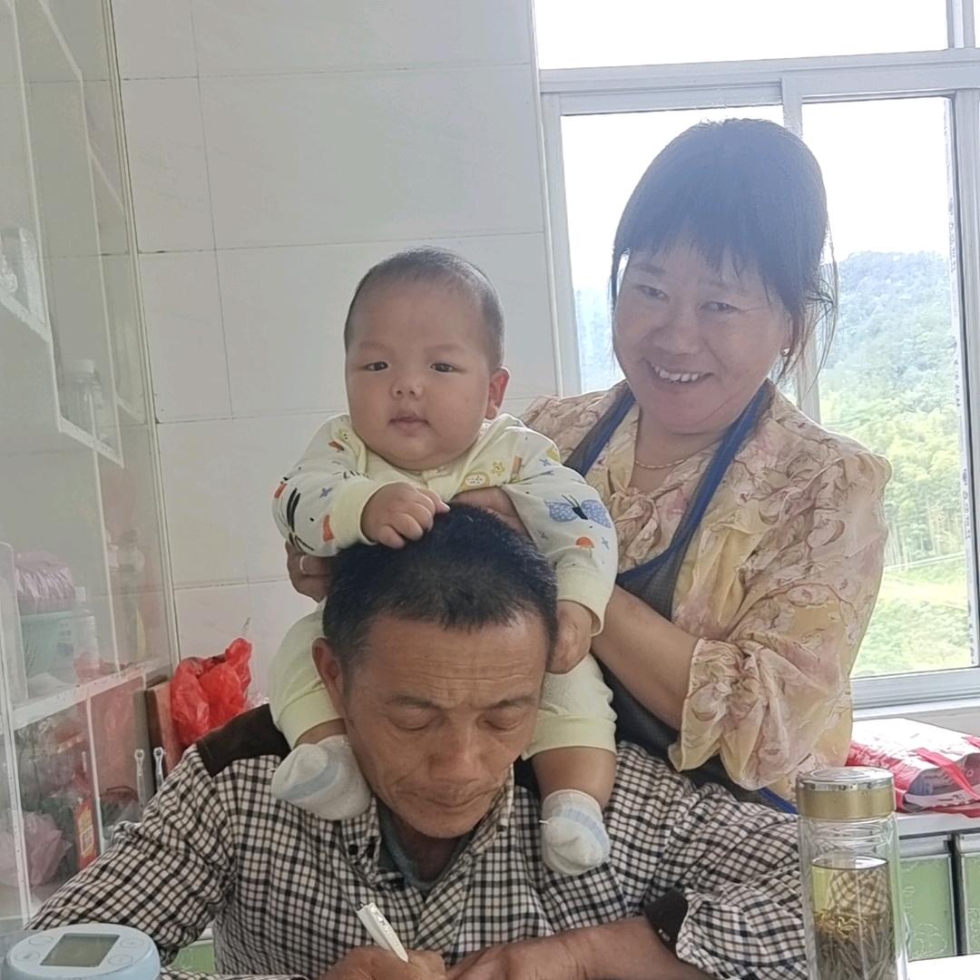 逗👄 逗