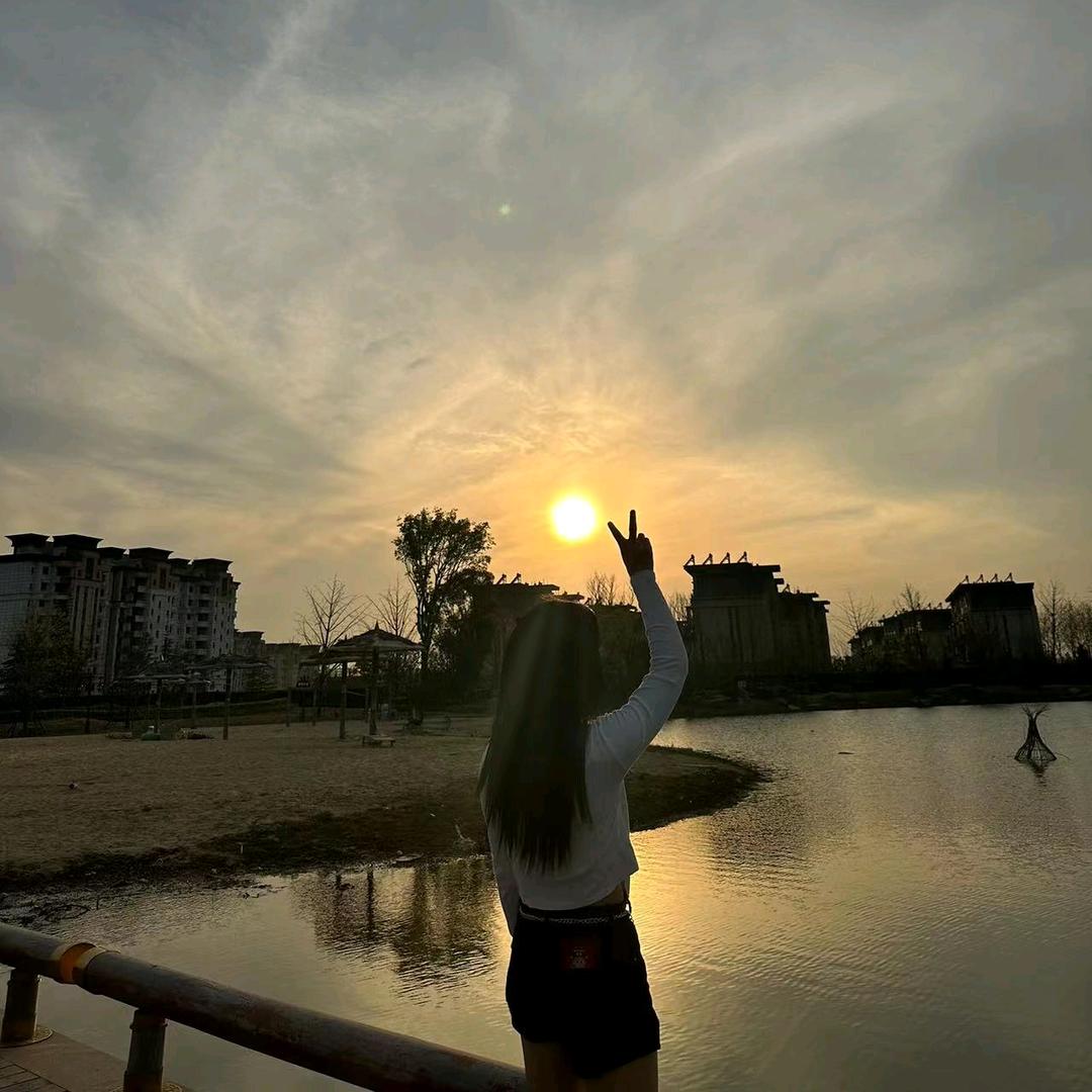 婷婷有点拽❤️