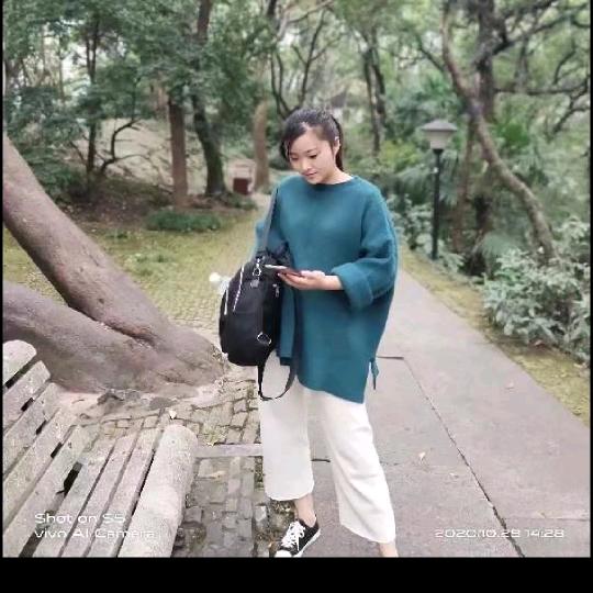 发型师孟丽