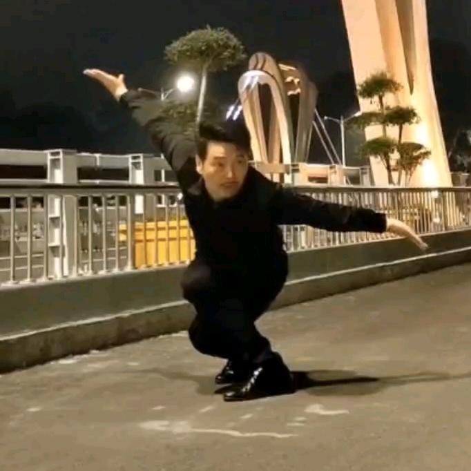 苍松⁹⁷⁷⁸