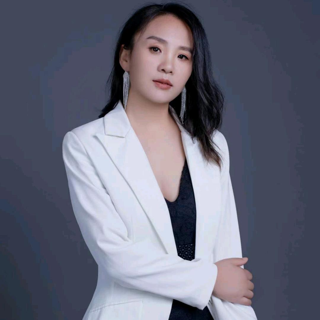 张雯家政服务