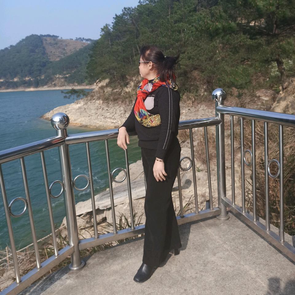 亚有
