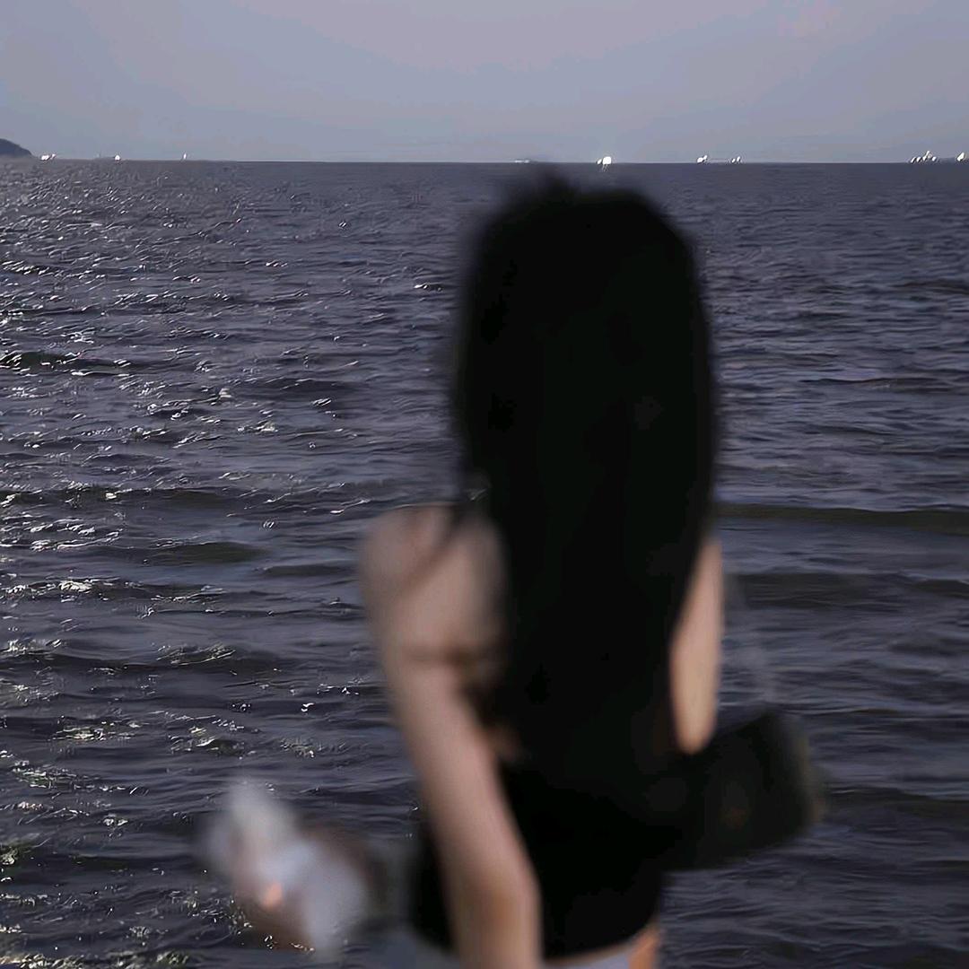 ୧⍤⃝🐰奶盖🧸