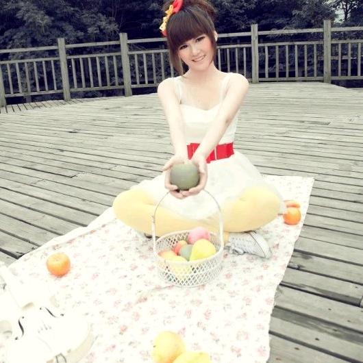 妞