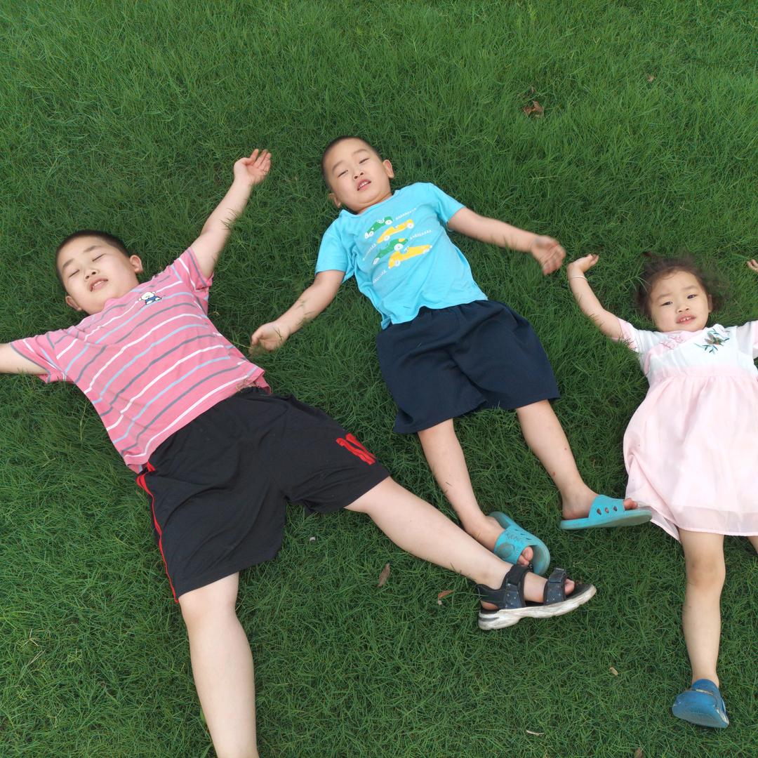 津源汽车用品批发家有三宝贝