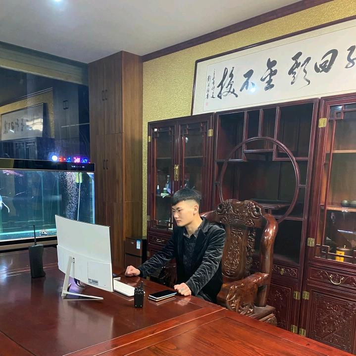 卖窗帘的小子.