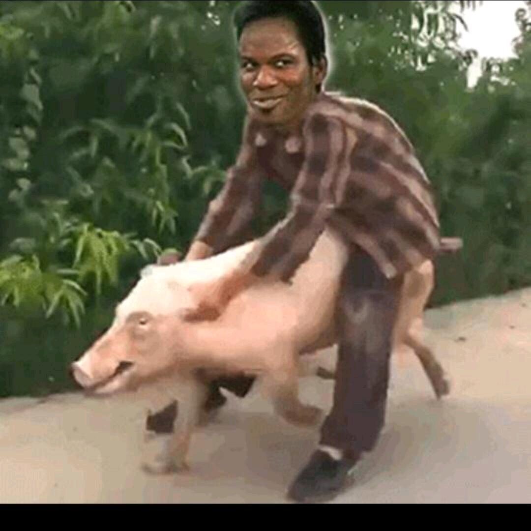 醉里挑灯看剑，梦回吹角连营。