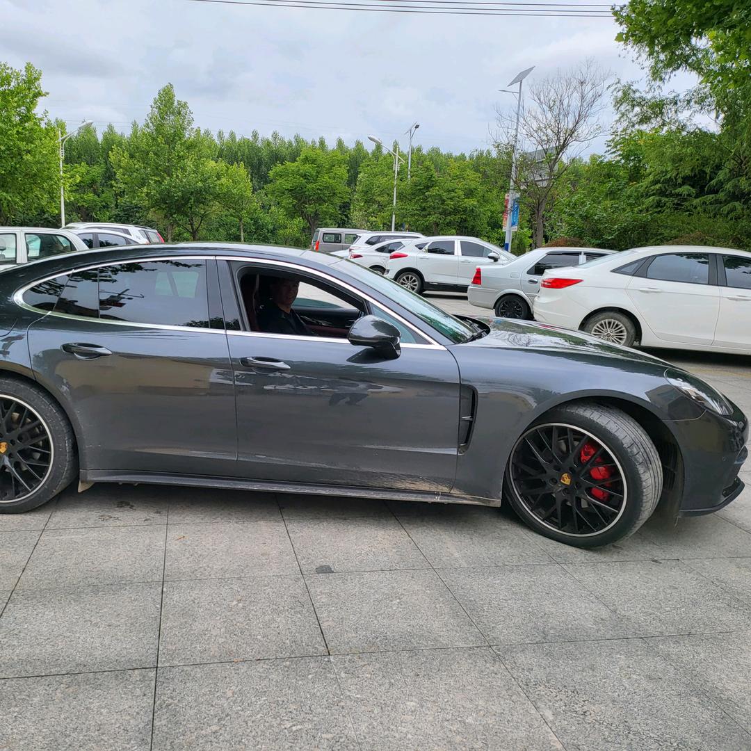 根正苗红打坏人