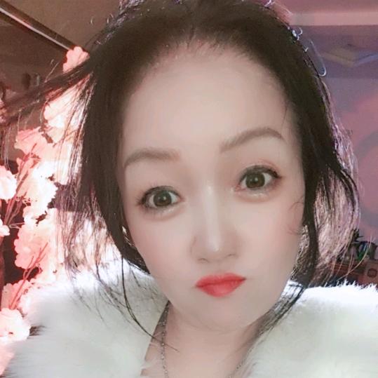 梓溶（单亲妈妈）
