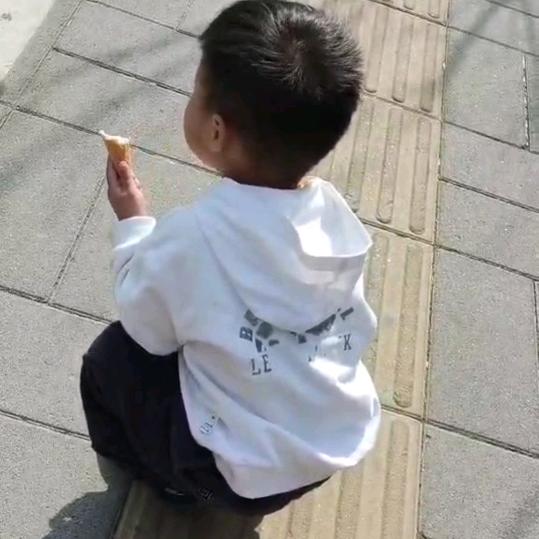 细雨纷飞