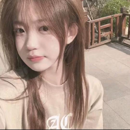 小欣欣^