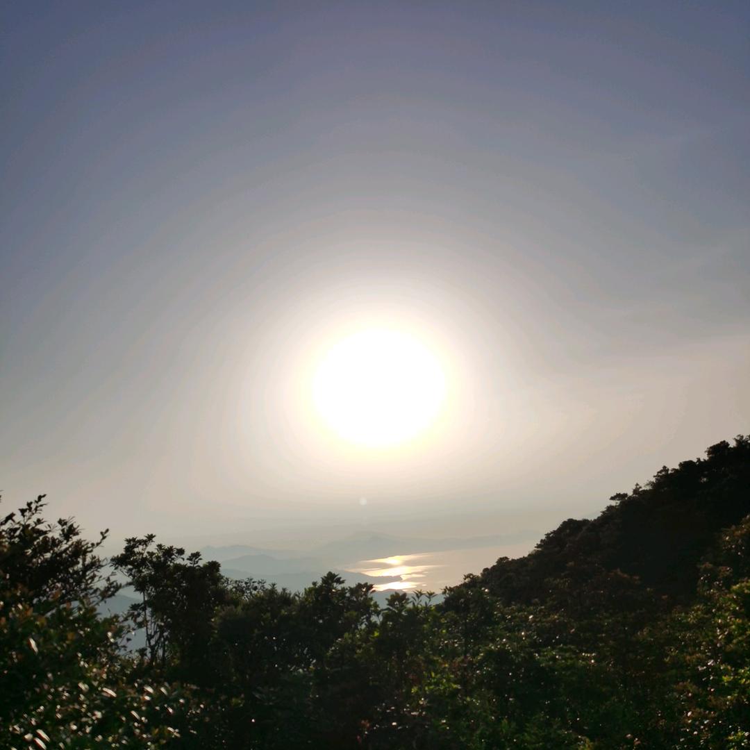 裕（坝光海月创意营地）