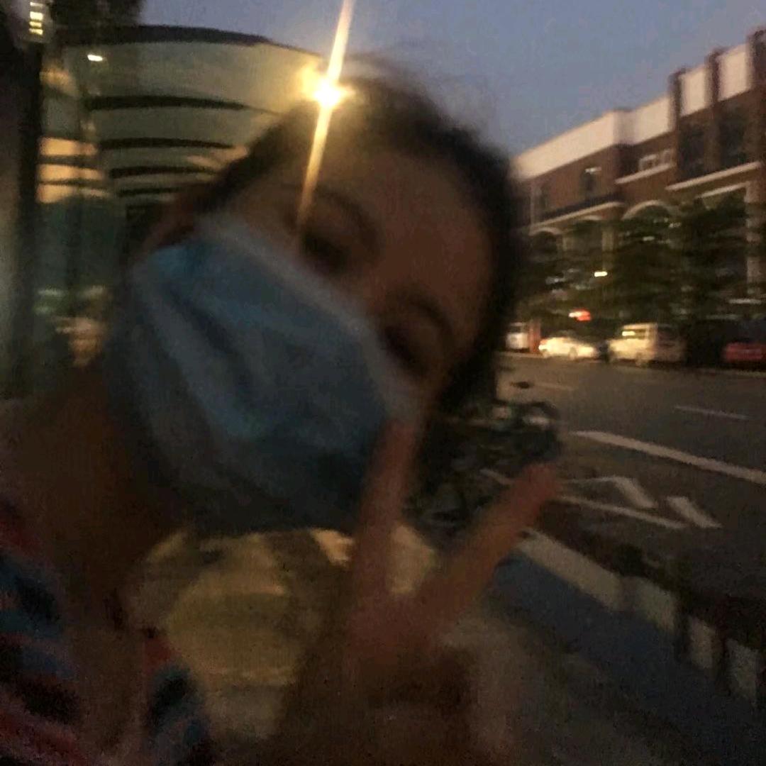 小小颗的女汉子